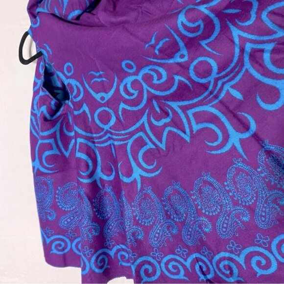 La Cera Blue Purple Swirl Patterned Reversible Shawl Poncho - Picture 15 of 16